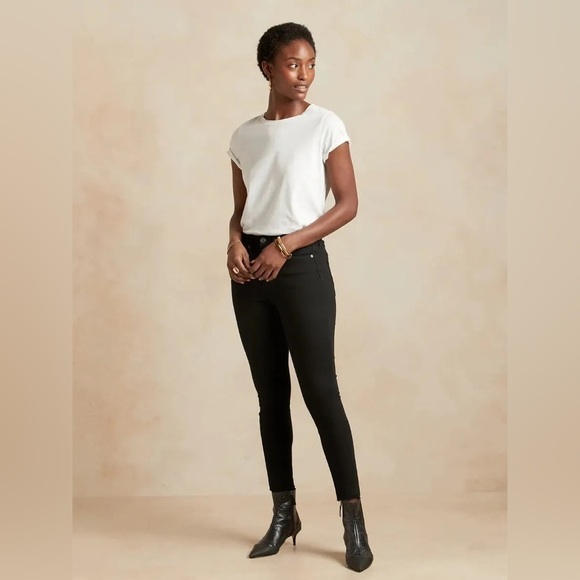 NWT! Banana Republic Premium Denim Black High Rise + Skinny - Multiple🔹 - Picture 3 of 16